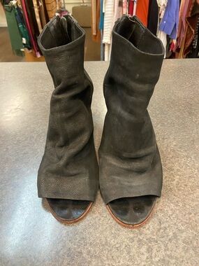 Free People Black Peep-Toe Slouchy Leather Ankle Heels